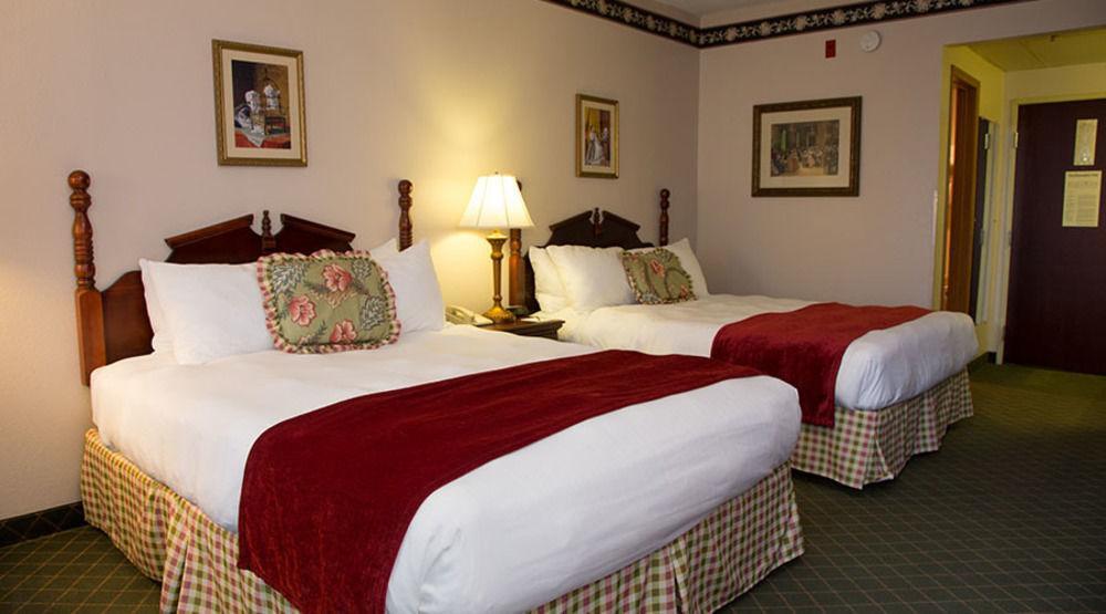 בראנסון Hotel Grand Victorian מראה חיצוני תמונה